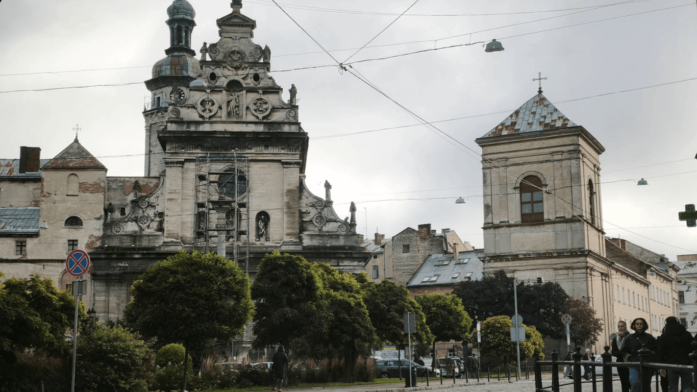 Топ-25 місць які варто відвідати у Львові. Фото №11