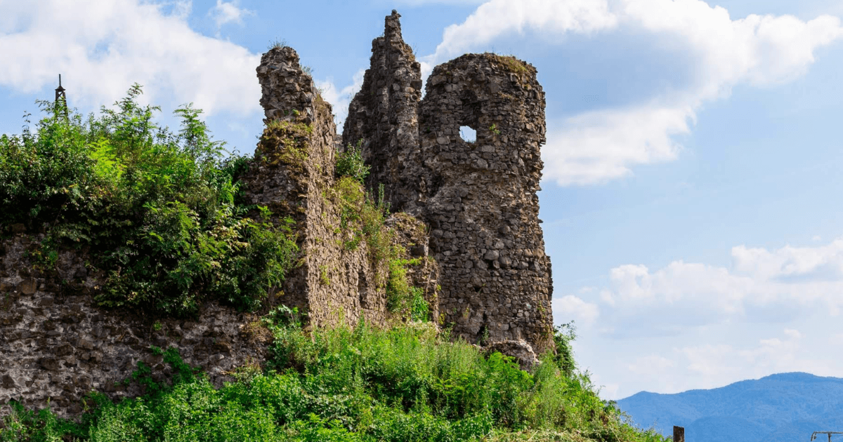 Цікаві місця Закарпатської області: гори, замки, озера. Фото №6