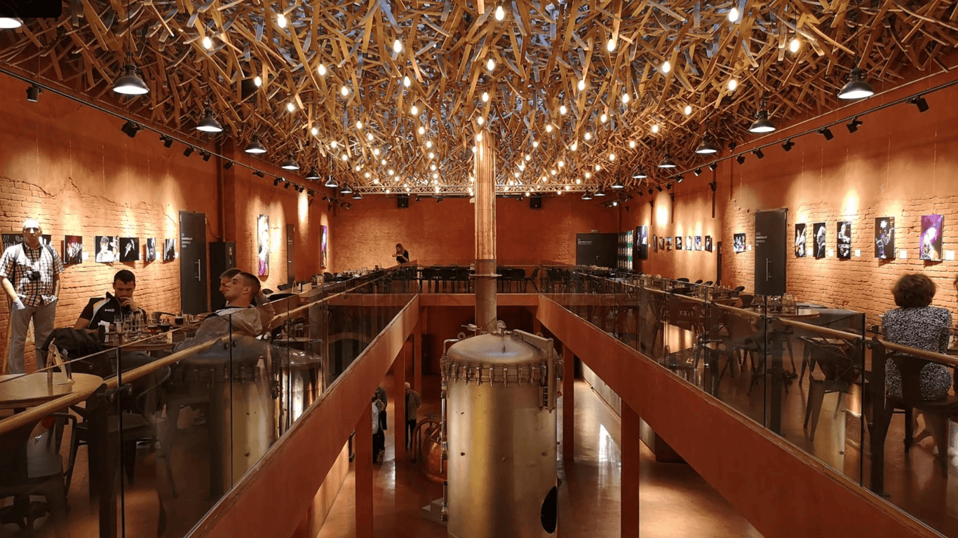 Топ-25 місць які варто відвідати у Львові. Фото №24