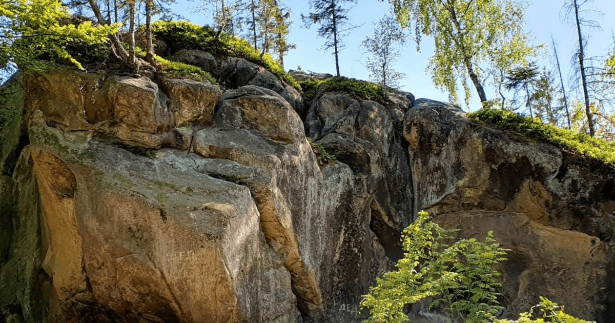 Протяте Каміння та Соколине Око