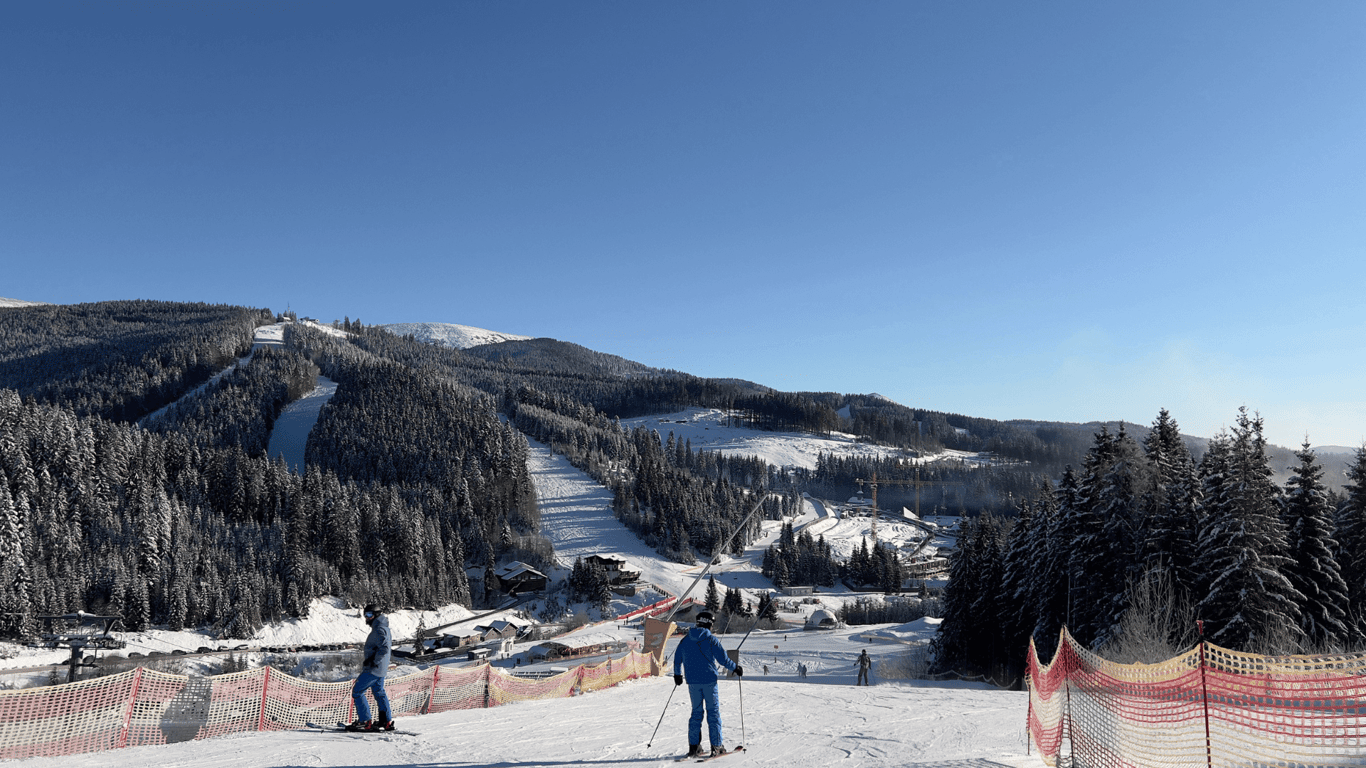 Топ-20 гірськолижних курортів України: ціни на скіпаси у 2026 році. Фото №2