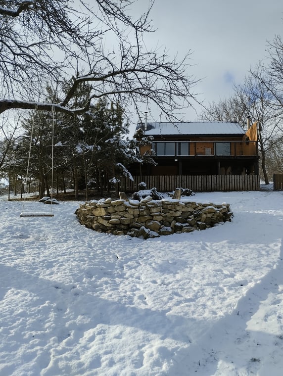 0989ffa81c142c31ba55e99d17d6738a