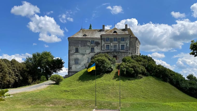 Олеський замок
