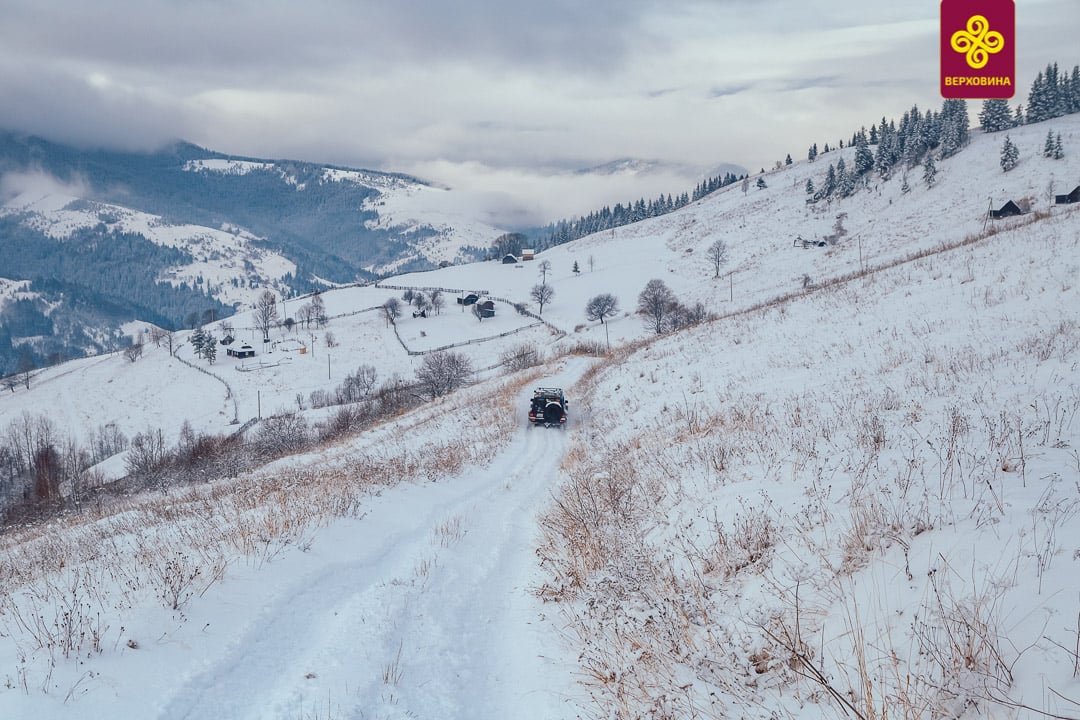 Зимовий день з гуцулом - джип, обід у музеї та справжній карпатський колорит
