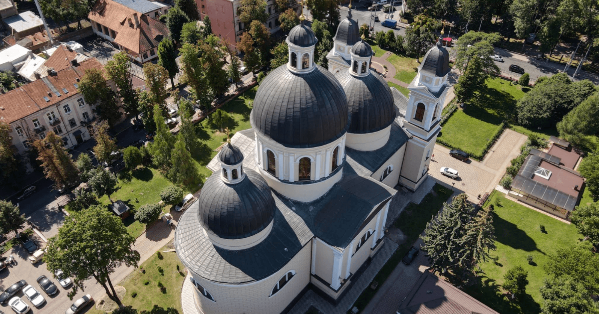 Куди піти в Чернівцях: Топ 12 місць які варто відвідати. Фото №3