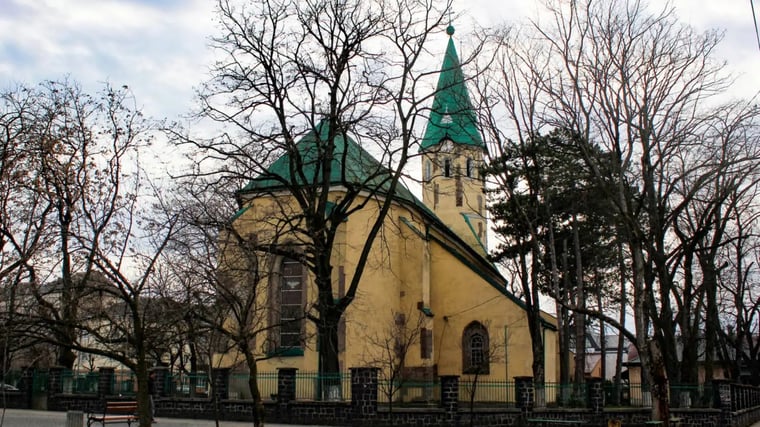 main image