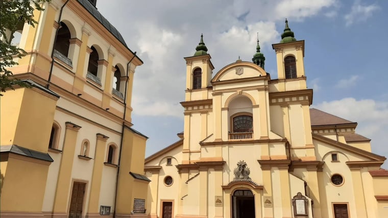 main image