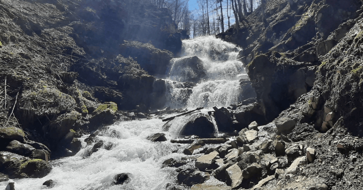 Цікаві місця Закарпатської області: гори, замки, озера. Фото №3